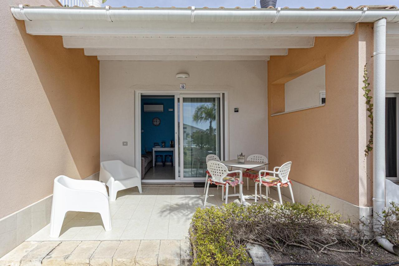 Small Luxury Apartments Pool And Sea View - Stella Del Mare Fontane Bianche Exterior photo